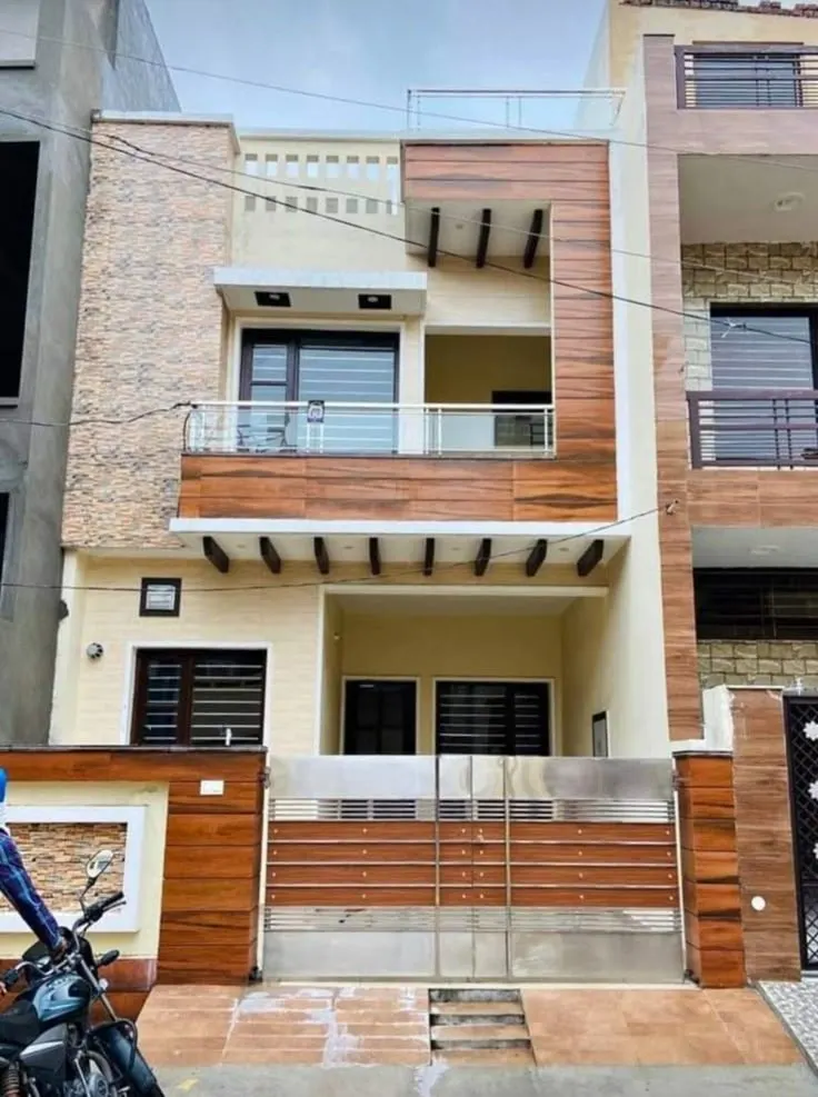350 square yard house for sale in Hisar