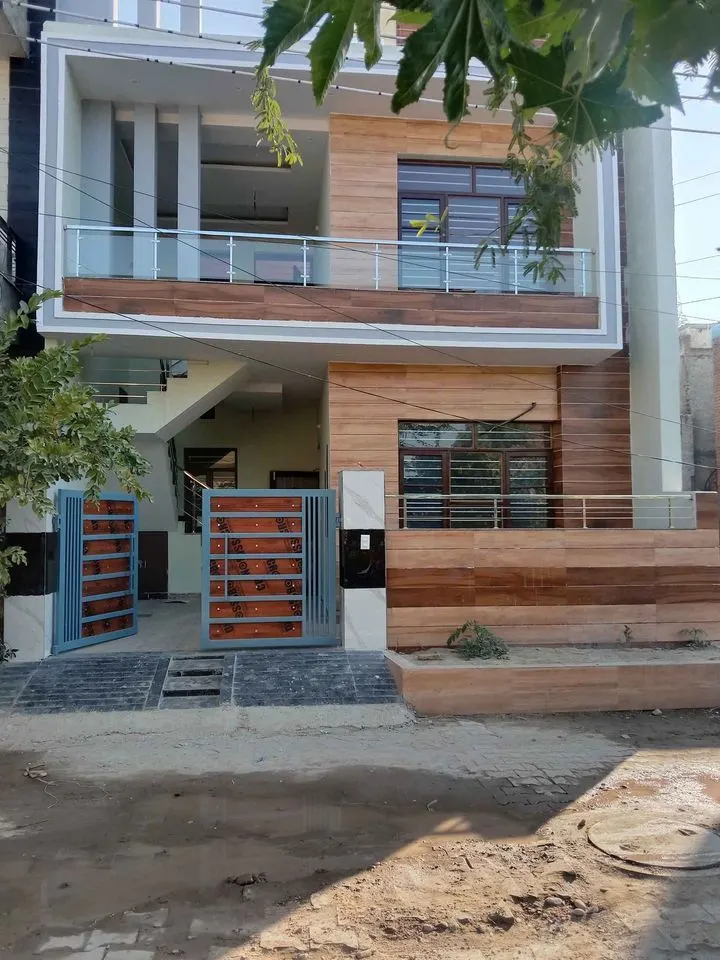 350 square yard house for sale in Hisar