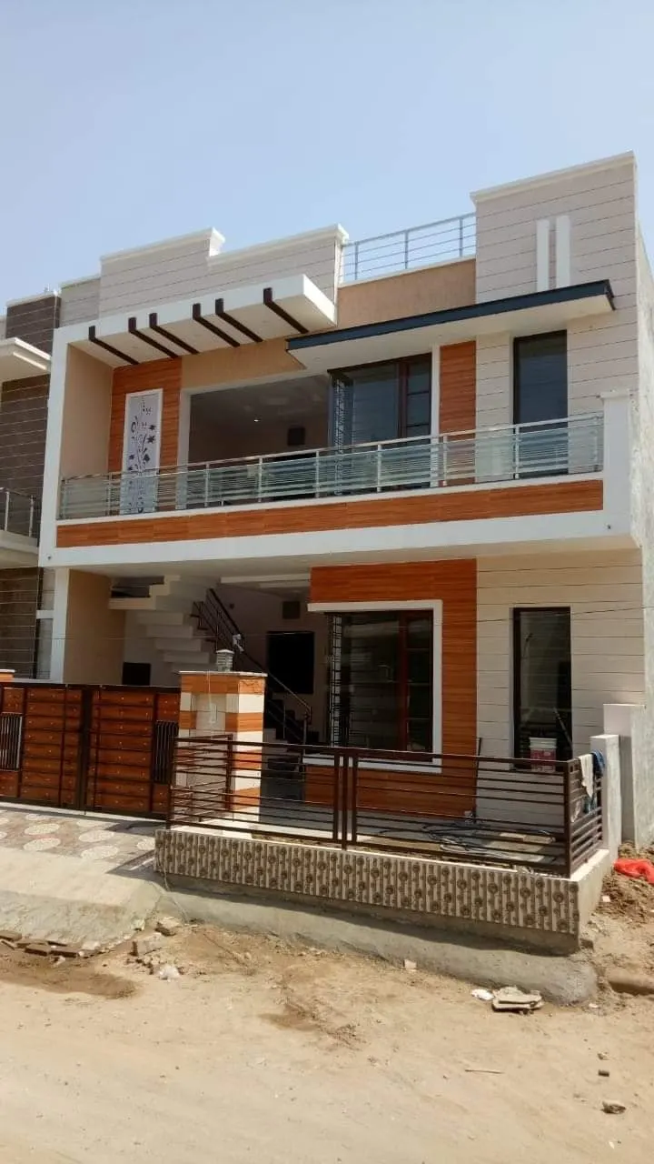 100 square yard house for sale in Hisar