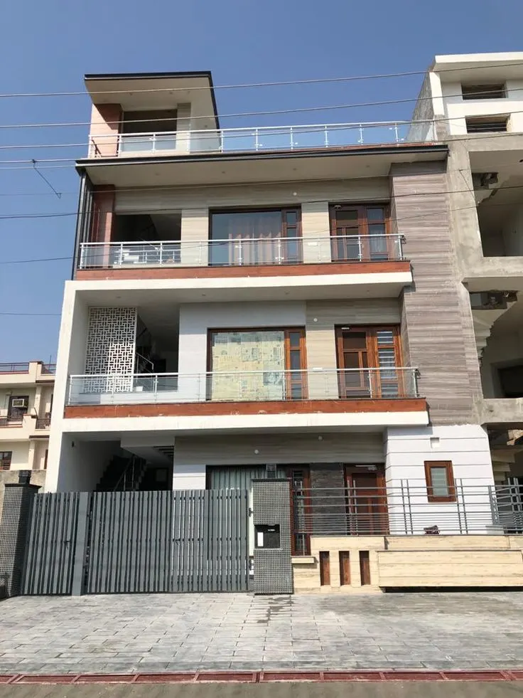 300 square yard house for sale in Hisar